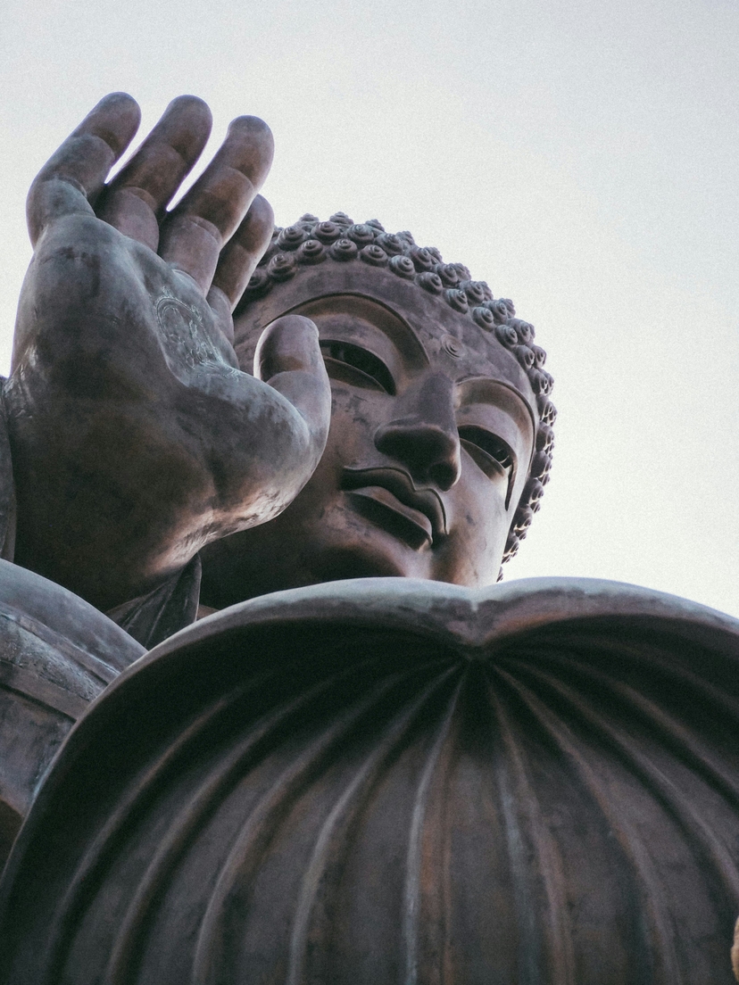 statue of buddha